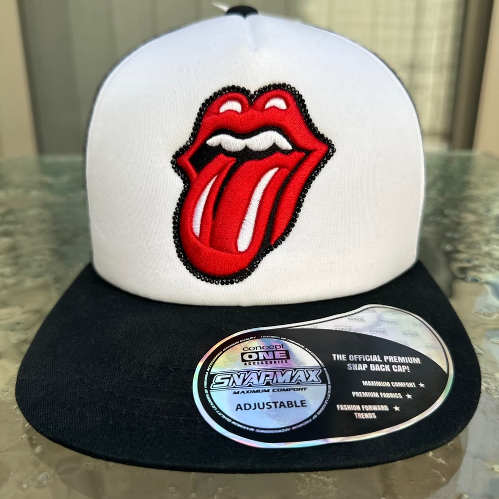 NWT Candy Did It! Rolling Stone Classic Flat Brim Trucker Hat With Crystals